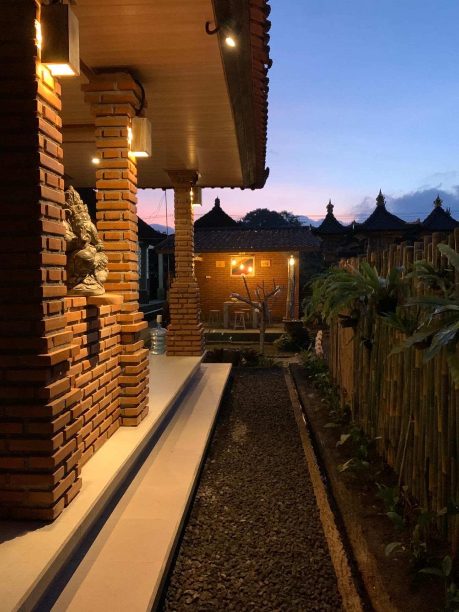 Ambara Guest House Tampaksiring Экстерьер фото