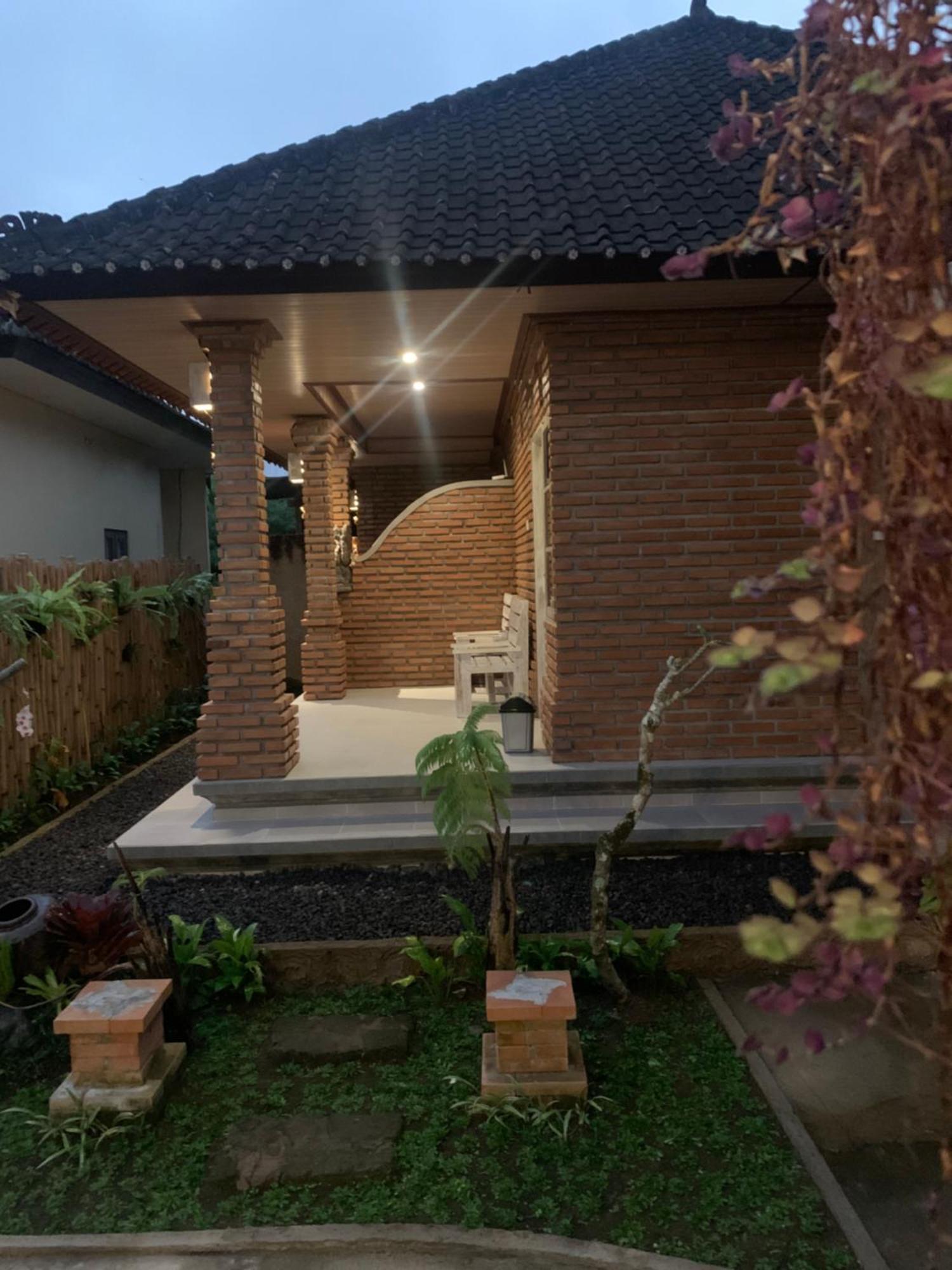 Ambara Guest House Tampaksiring Экстерьер фото